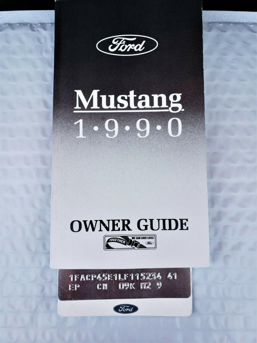  Ford Mustang GT Convertible (66B) 1990 года  (фото 20 из 24)